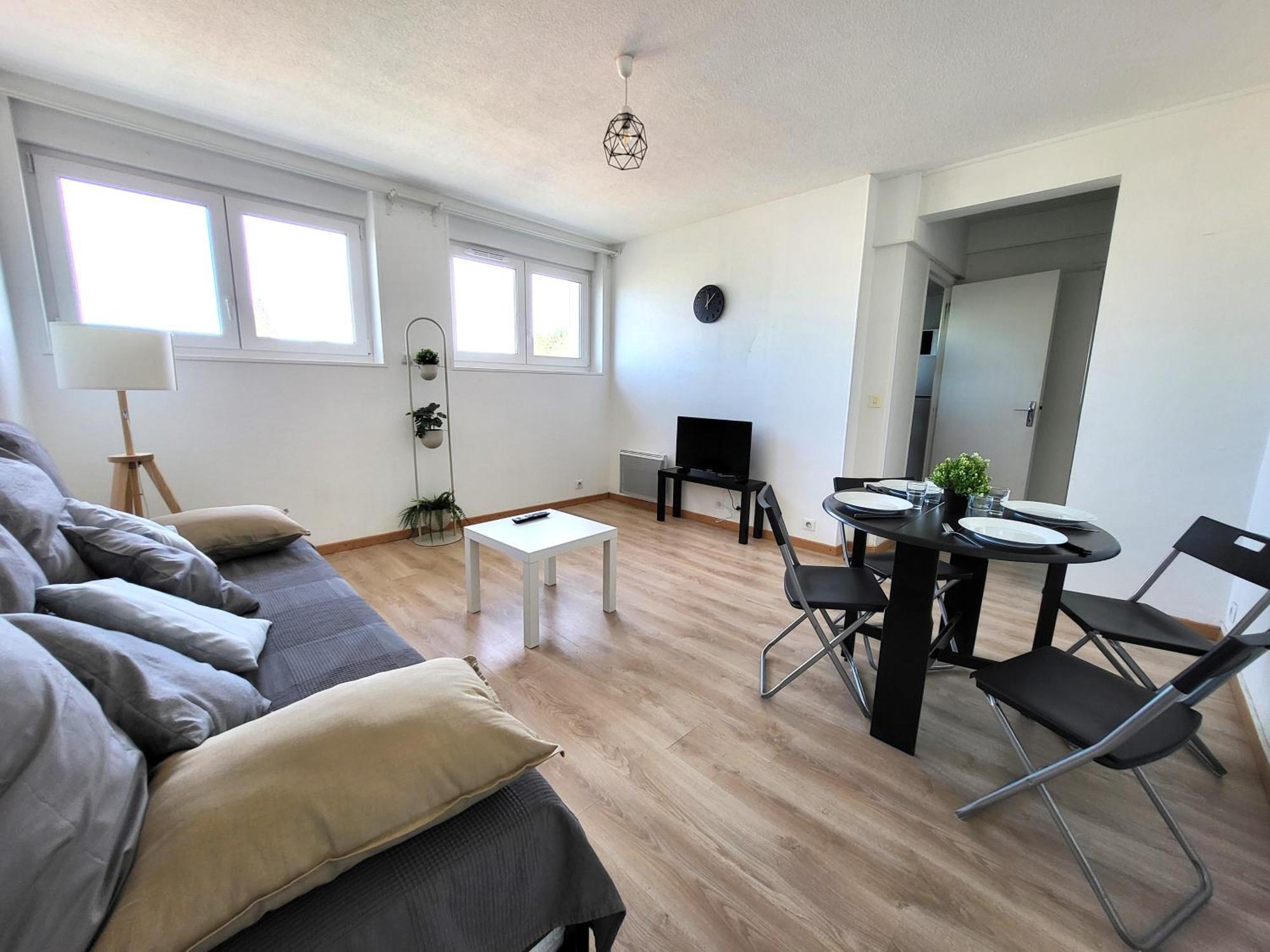 St-Quentin-En-Yvelines Plusieurs Appartements Avec Parking Trappes Zewnętrze zdjęcie