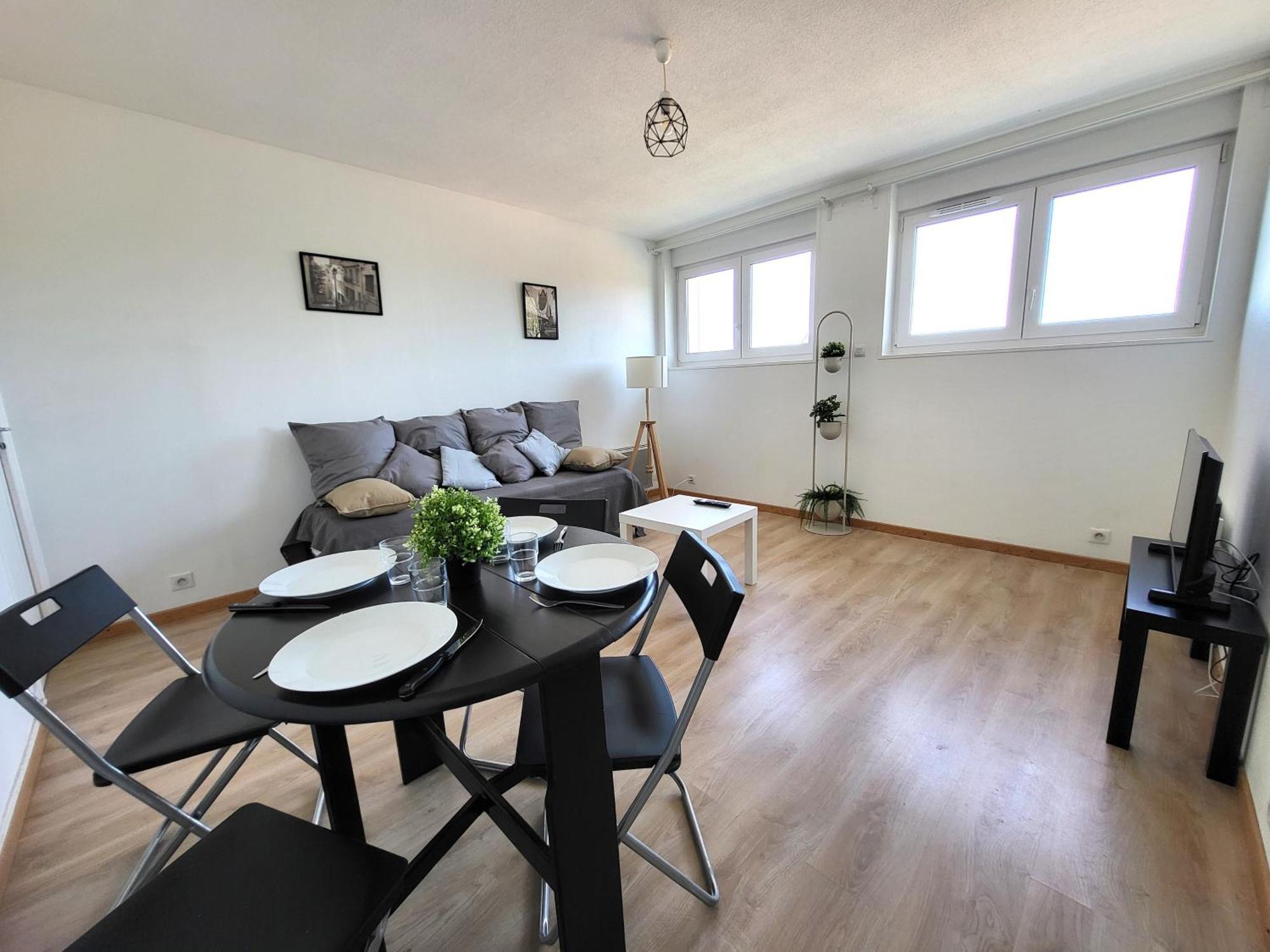 St-Quentin-En-Yvelines Plusieurs Appartements Avec Parking Trappes Pokój zdjęcie
